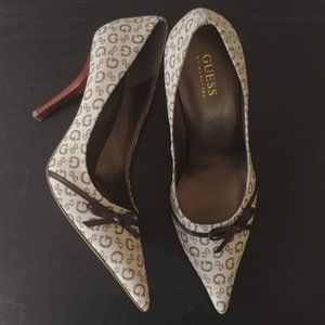 Guess Brown Signature Fabric Pumps